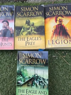 Simon Scarrow 4 volume fictiune