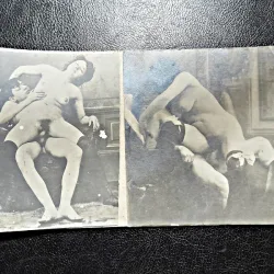 2 fotografii vechi, cu tema erotica, lipite pe carton