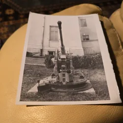 Fotografie tun antiaerian naval, vedere frontala