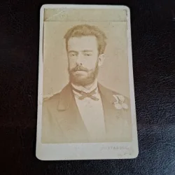 Fotografie tip CDV - Regele Amadeo al Spaniei