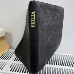 Biblia sau Sfânta Scriptură a vechiului si noului testament cu trimiteri 1999