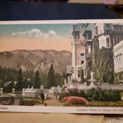 Carte Postala - Sinaia. Castelul Peles cu terasa din fata