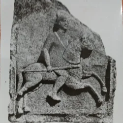 Fotografie, Cavaler roman pe o metopa a monumentului Tropaeum Traiani