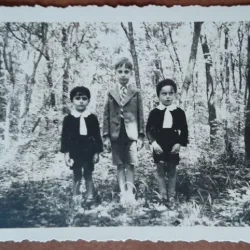 Fotografie, Geo Litarczek, parintele radiologiei romanesti impreuna cu doi prieteni, padurea Baneasa 1935