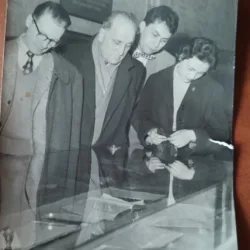 Fotografie, Petru Dumitriu, sotia lui Petru Dumitrie, Demostene Botez la Praga, perioada comunista
