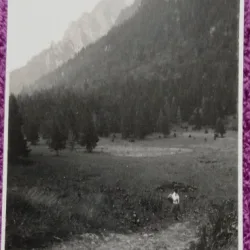 Fotografie, Poiana Costilei, spre Omul prin Valea Cerbului, august 1930