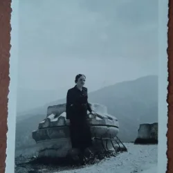 Fotografie, Stella, mama lui Geo Litarczek, parintele radiologiei romanesti, la Brasov, Tampa, 1935