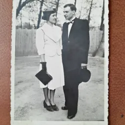 Fotografie tip carte postala, sot si sotie, perioada interbelica
