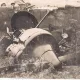 Fotografie din perioada interbelica reprezentand epava unui avion