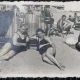 Fotografie, Doua prietene la plaja, perioada interbelica